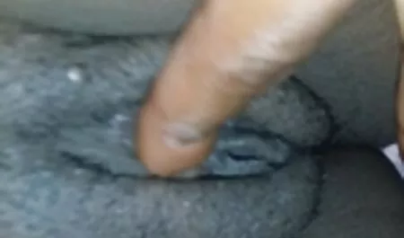 Otot pelatih ditarik jolok kote mengikat wanita ke kantornya.