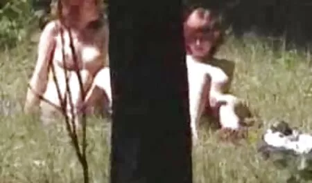But, seorang wanita kulit putih video lucah chubby bersama-sama