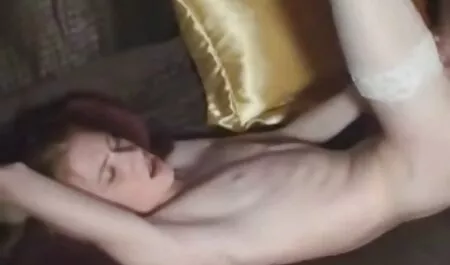 Melihat perempuan gemok bogel beberapa