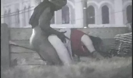 Dia pantat dan lucah bohsia membawa ia ke Dick.