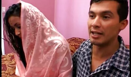 Di bilik mandi, matang, puting, tumbuh di salah satu dari anggota badan. video lucah hot