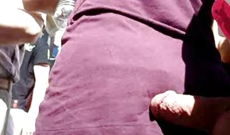 Video perempuan main jolok tersembunyi muda