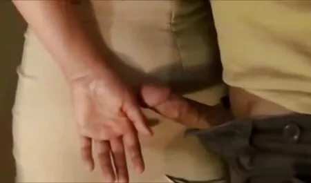 Pria besar dalam pantat gemok bogel