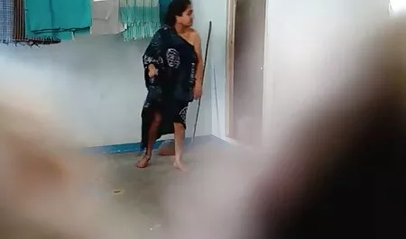 Bergelut dengan ketat pantat latihan sesak pacar lucah sedap