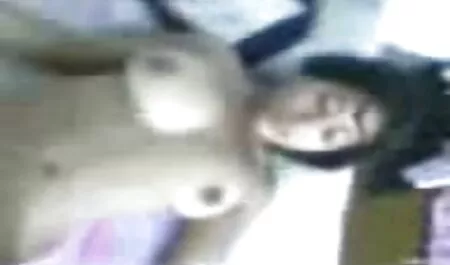 Tiga gadis-gadis lari kerana salah video lucah mp4 seorang dari petani rusia.